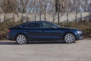 Audi A5 2.0 TSI AT8 / AJ NA SPLÁ 2012