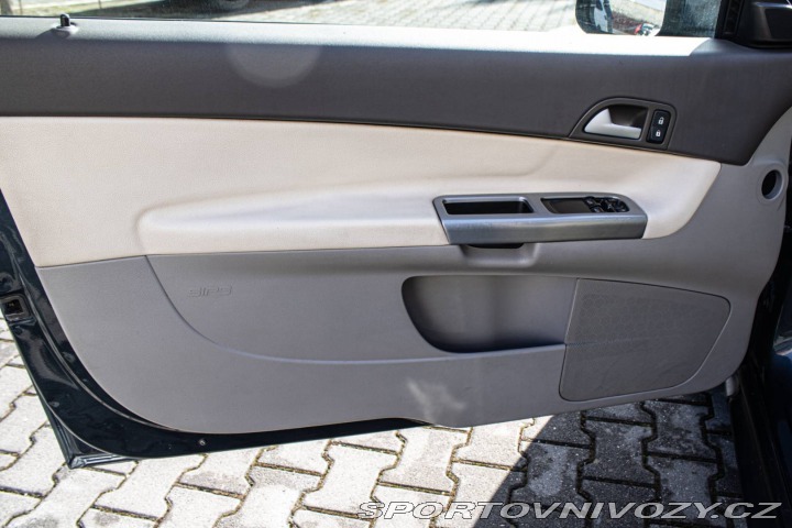 Volvo C30 2.4 D5 AT5 Geartronic 12 2007