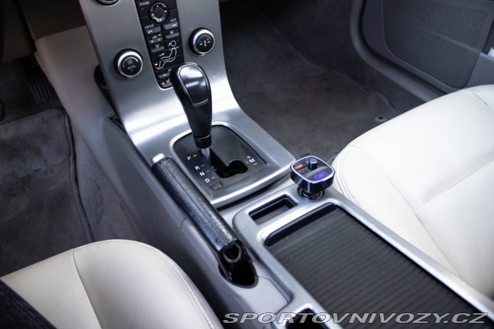 Volvo C30 2.4 D5 AT5 Geartronic 12 2007