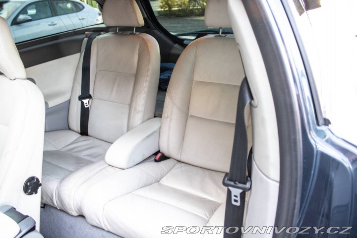 Volvo C30 2.4 D5 AT5 Geartronic 12 2007