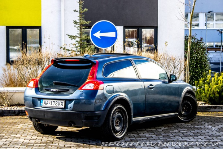 Volvo C30 2.4 D5 AT5 Geartronic 12 2007
