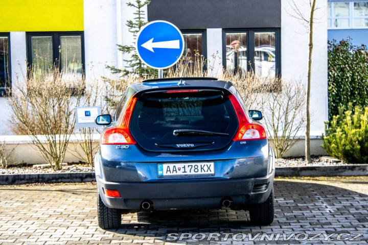 Volvo C30 2.4 D5 AT5 Geartronic 12 2007