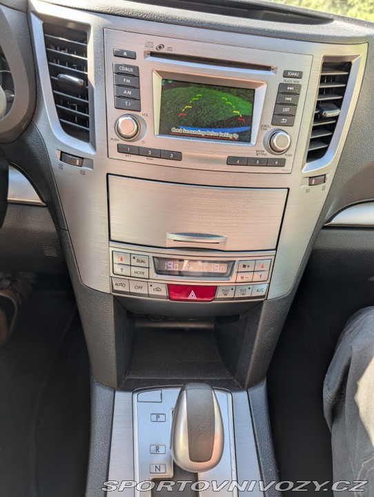 Subaru Legacy Kombi 2012