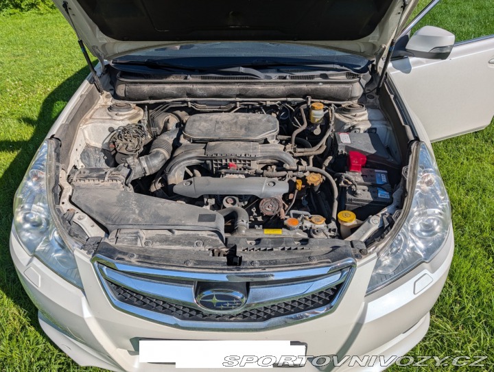 Subaru Legacy Kombi 2012