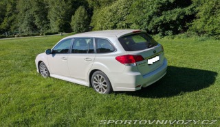 Subaru Legacy Kombi 2012