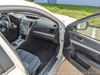 Subaru Legacy Kombi 2012