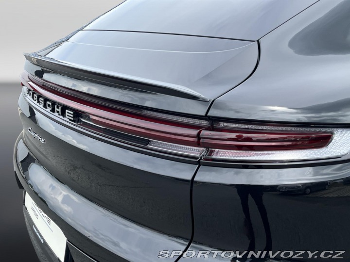 Porsche Cayenne E-Hybrid Coupe 2025