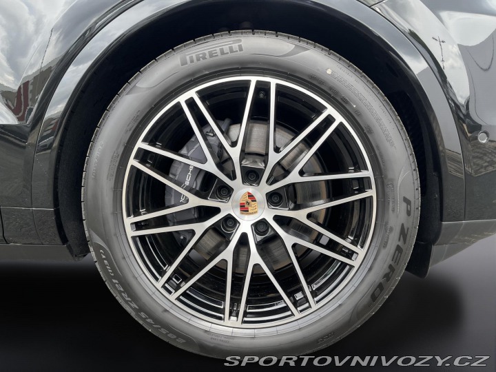 Porsche Cayenne E-Hybrid Coupe 2025