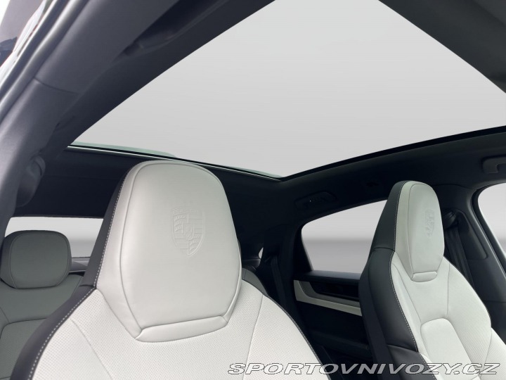 Porsche Cayenne E-Hybrid Coupe 2025