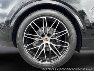Porsche Cayenne E-Hybrid Coupe 2025