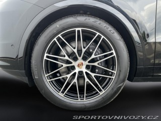 Porsche Cayenne E-Hybrid Coupe 2025