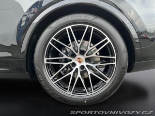 Porsche Cayenne E-Hybrid Coupe 2025