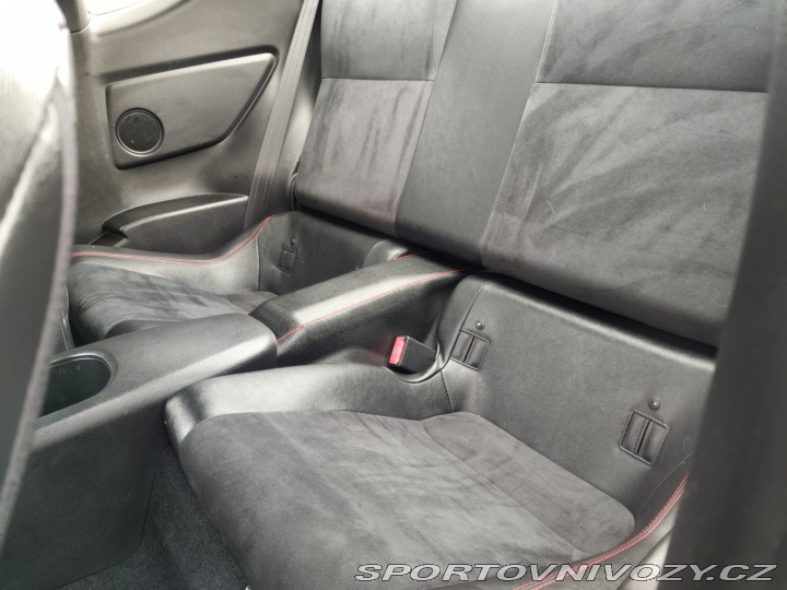 Toyota GT86 2.0i SPORT manuální přev. 2012