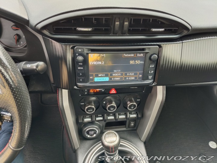 Toyota GT86 2.0i SPORT manuální přev. 2012