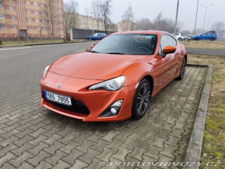 Toyota GT86 2.0i SPORT manuální přev. 2012