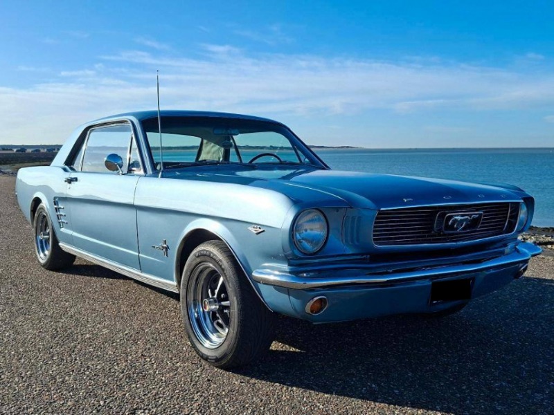 Ford Mustang Coupe 4.7 V8 C-code