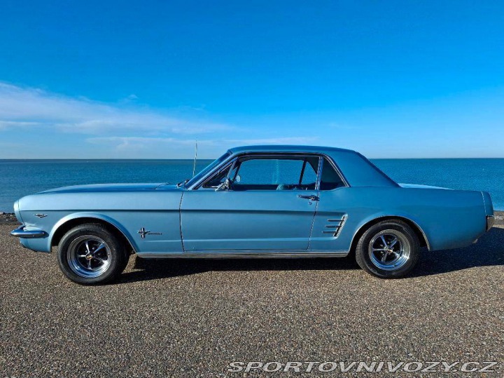 Ford Mustang Coupe 4.7 V8 C-code 1966