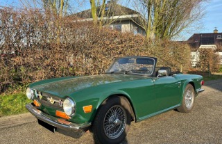   Triumph TR6 Soft Top