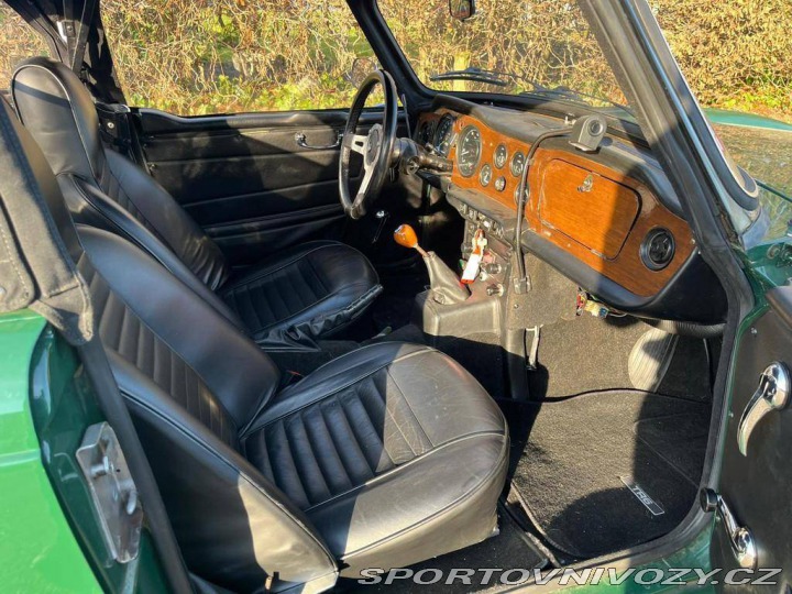 Ostatní značky Ostatní modely Triumph TR6 Soft Top 1972
