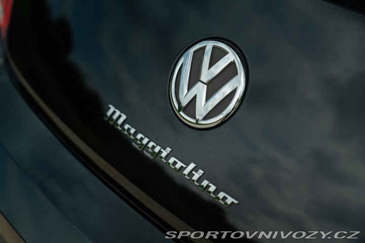 Volkswagen New Beetle 2.0 TSI DSG Sport 2012