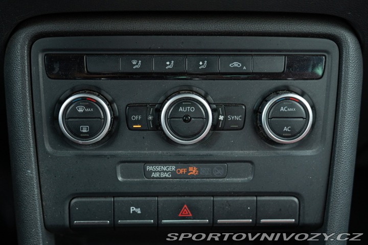 Volkswagen New Beetle 2.0 TSI DSG Sport 2012