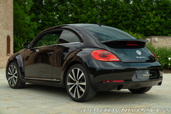 Volkswagen New Beetle 2.0 TSI DSG Sport 2012