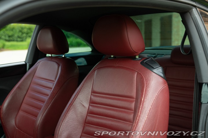 Volkswagen New Beetle 2.0 TSI DSG Sport 2012