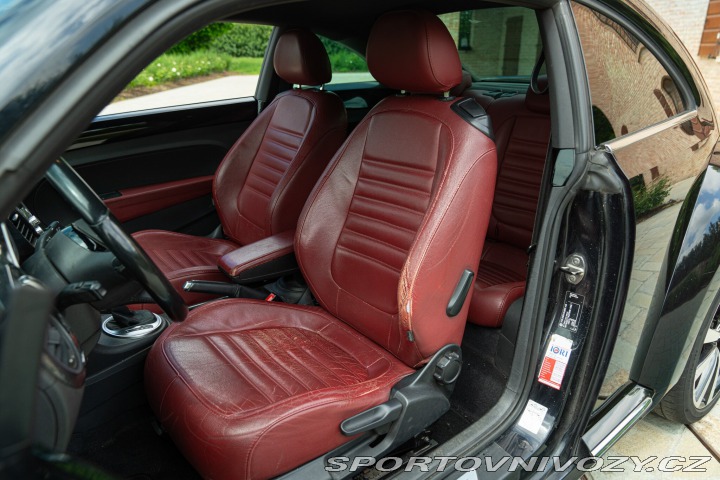 Volkswagen New Beetle 2.0 TSI DSG Sport 2012