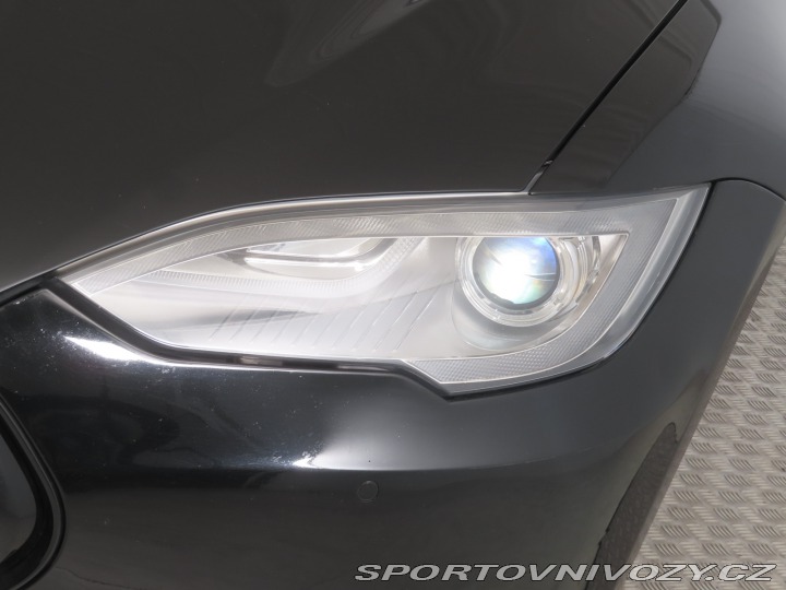 Tesla Model S 85 2014