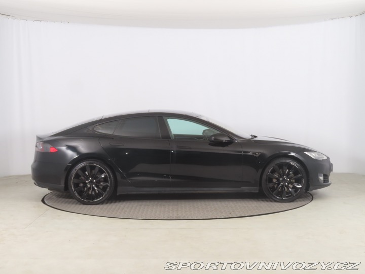 Tesla Model S 85 2014