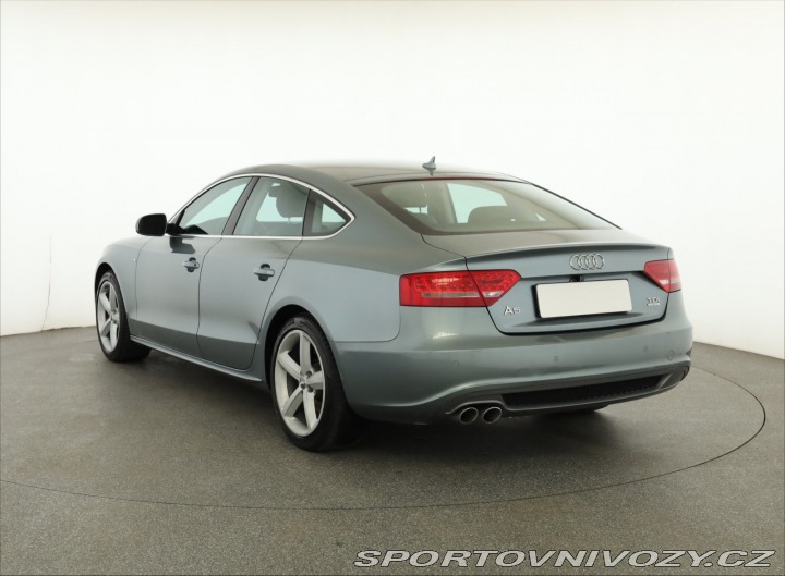 Audi A5 2.0 TDI 2010