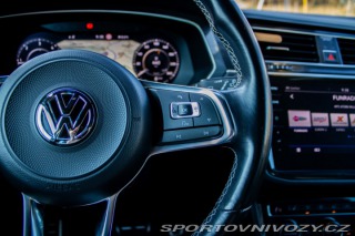 Volkswagen Ostatní modely Tiguan  2.0 R-LINE  4MOTION / AJ 2017