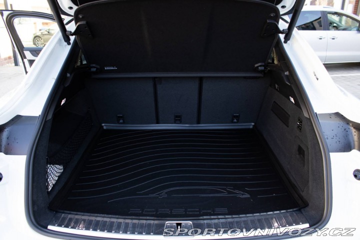 Porsche Cayenne Coupé Black Edition 3.0 2025