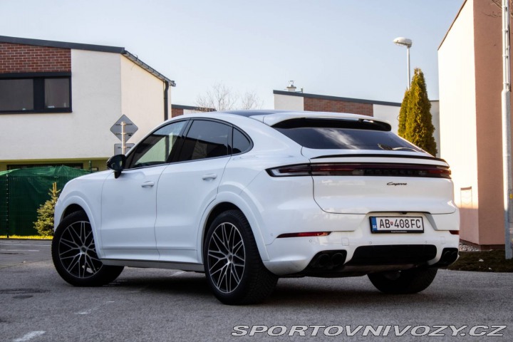 Porsche Cayenne Coupé Black Edition 3.0 2025