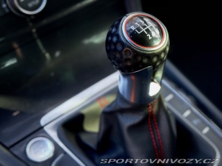 Volkswagen Golf GTI 2.0 TSI 162kW Manuál 2014