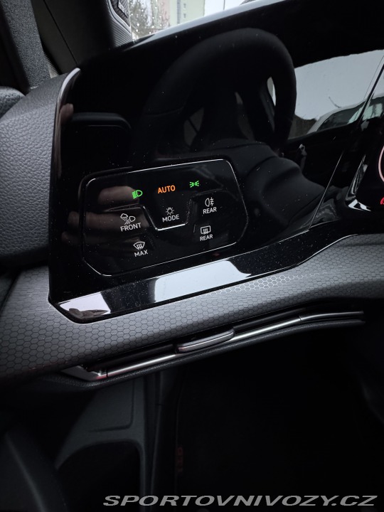 Volkswagen Golf 8 GTI Clubsport 45 záruka 2022