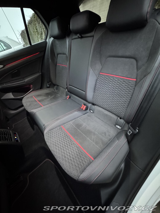 Volkswagen Golf 8 GTI Clubsport 45 záruka 2022