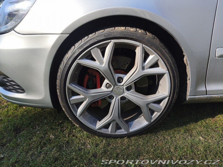 Škoda Octavia RS 2012