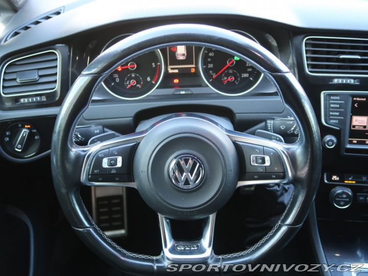 Volkswagen Golf 2.0 TDI GTD 2016