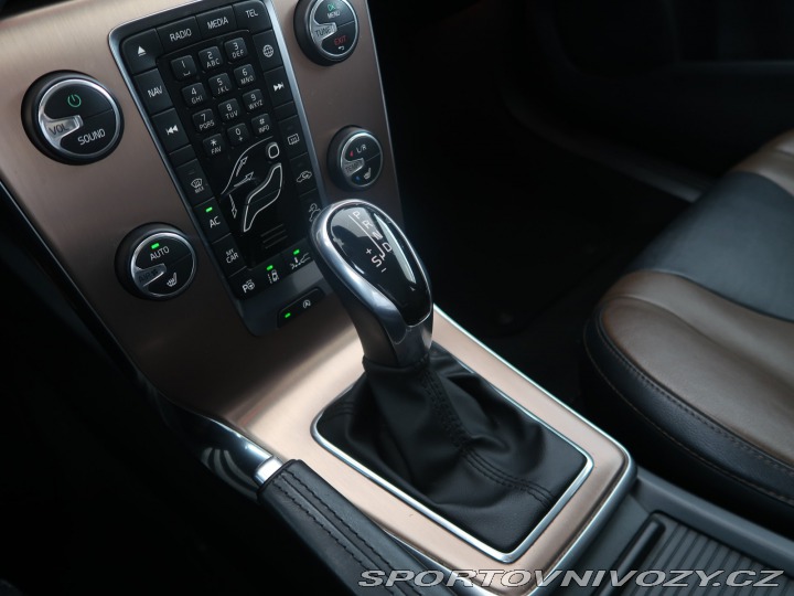 Volvo V40 Cross Country  2.5 T5 AWD 2014