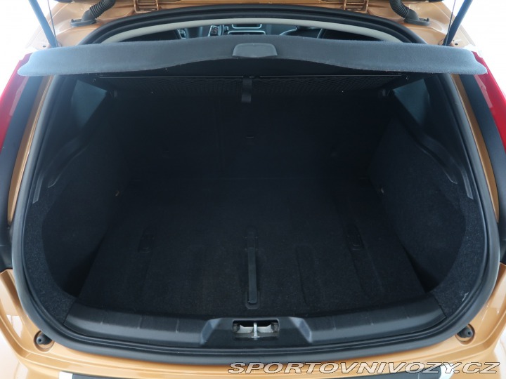 Volvo V40 Cross Country  2.5 T5 AWD 2014