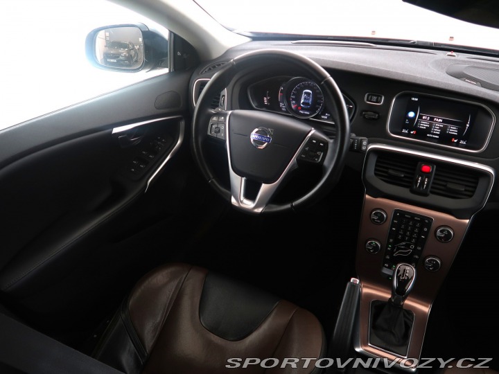 Volvo V40 Cross Country  2.5 T5 AWD 2014