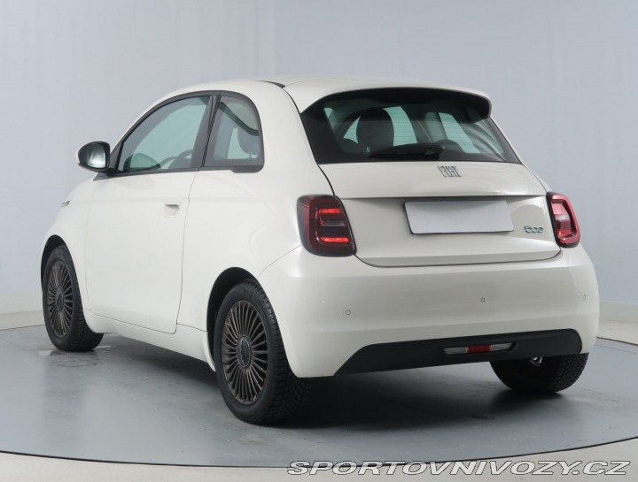 Fiat 500 500e  42 kWh 2022