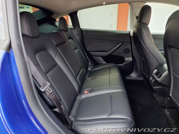 Tesla Model Y Long Range Dual Motor - 3 2021