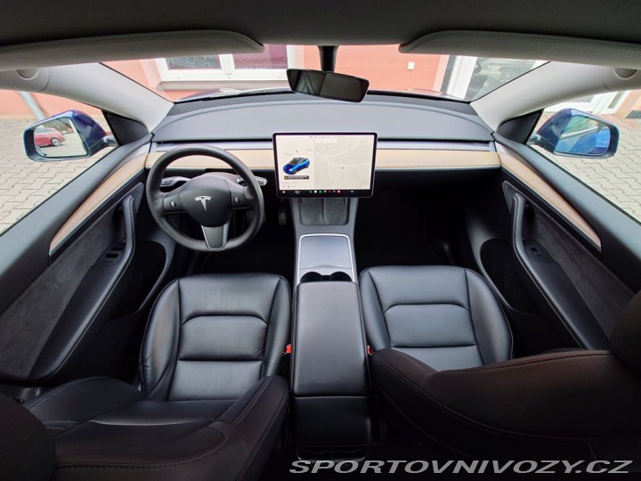 Tesla Model Y Long Range Dual Motor - 3 2021