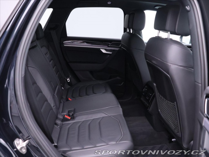 Volkswagen Ostatní modely Touareg 3,0 TDI 210kW 4M R-Line D 2021