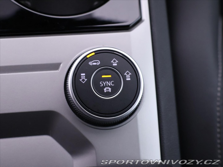 Volkswagen Ostatní modely Touareg 3,0 TDI 210kW 4M R-Line D 2021