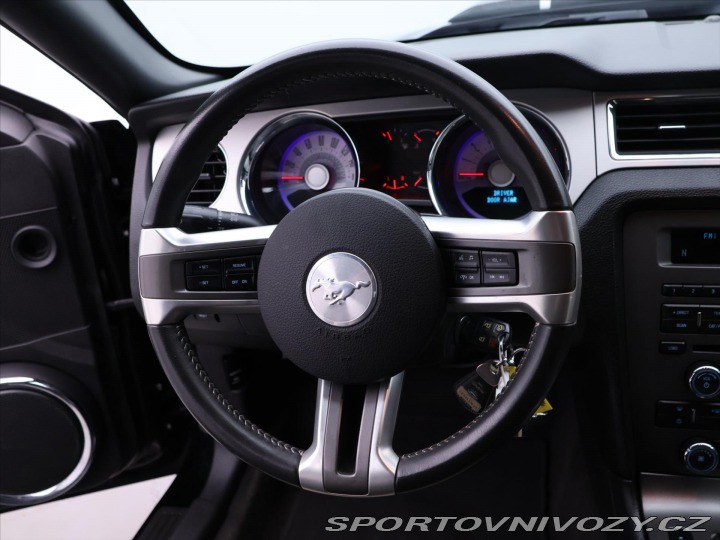 Ford Mustang 3,7 L V6 227kW 2011