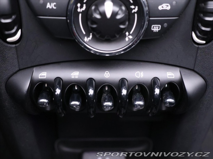 Mini One 1,6 i 72kw Cabrio serv. k 2014