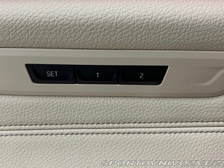 BMW 5 540i 250KW, LUXURY LINE, 2020